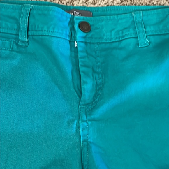Green shorts, size 8 - Picture 2 of 4